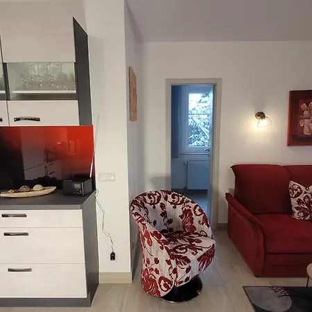 Ferienwohnung Gartentraum Mit Tollem Rasengarten Karlshagen Exterior photo