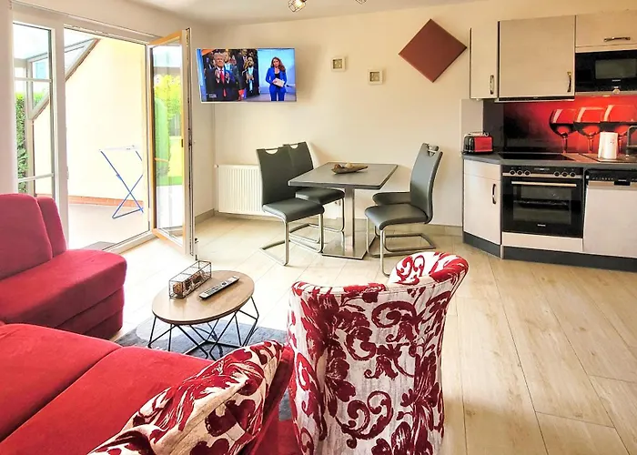 Ferienwohnung Gartentraum Mit Tollem Rasengarten